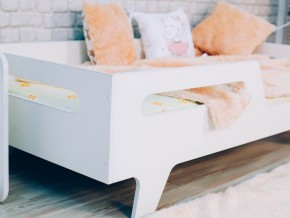 Кровать детская Бэби белая в Лабытнанги - labytnangi.magazinmebel.ru | фото - изображение 2